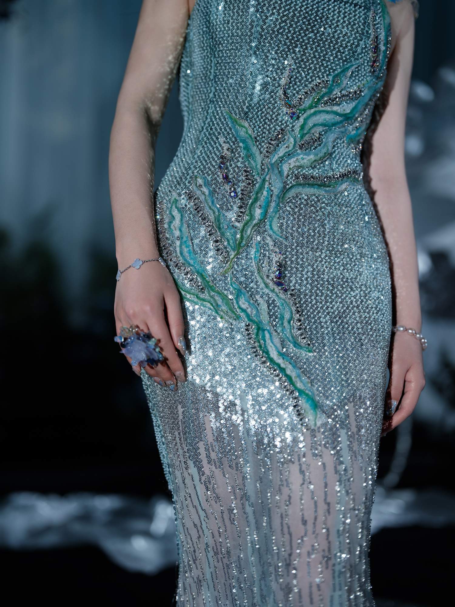 Rippling Realm: Woven Poetry, couture by Jinming Zhang